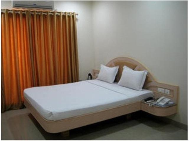 Sana Heritage Inn Private Limited Hyderabad Room photo